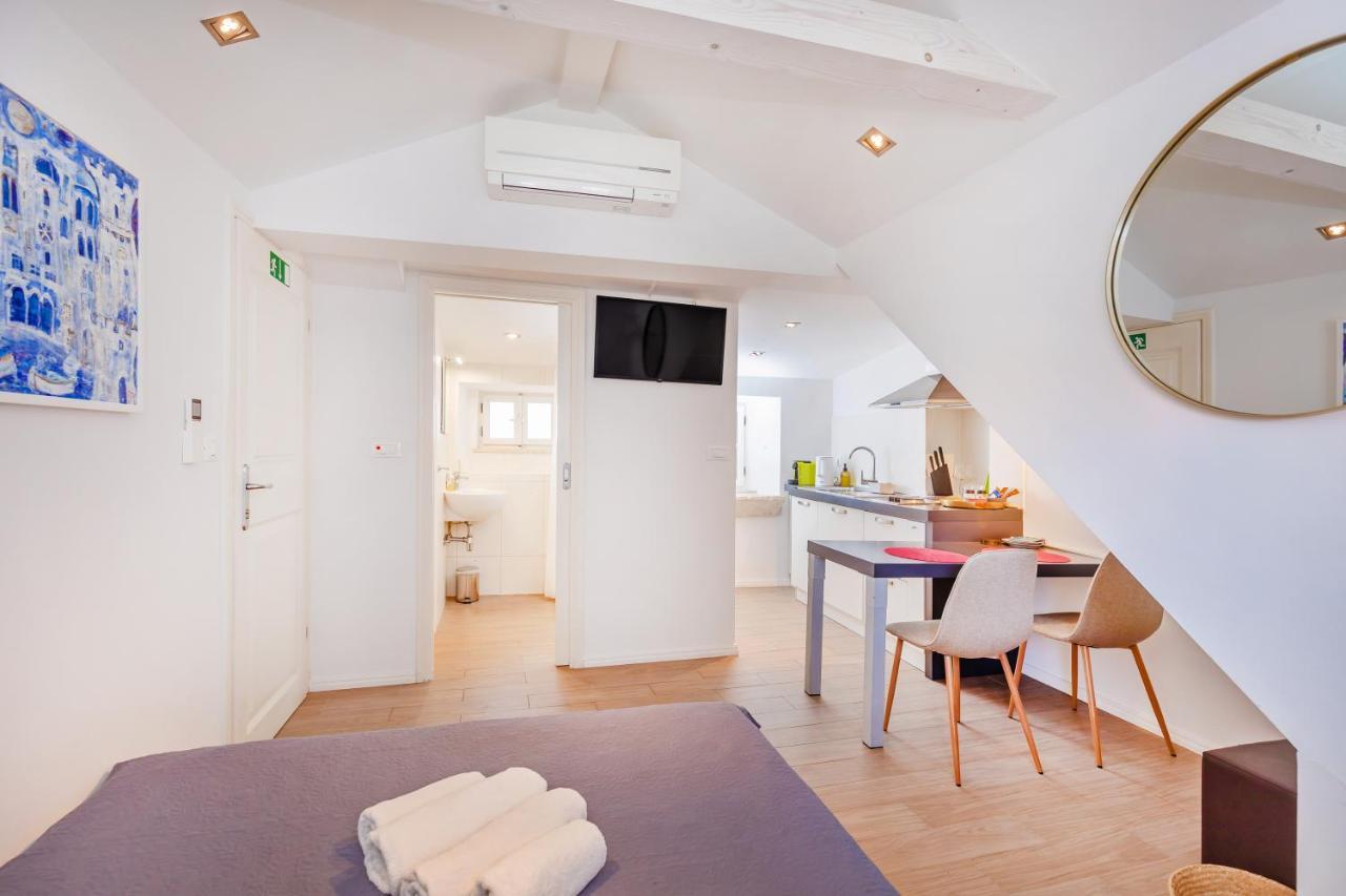 Rafael Rooms & Apartments Old Town By Duhomes Dubrovnik Exterior photo